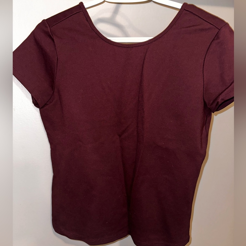 Gentle Fawn Maroon T Shirt size XS